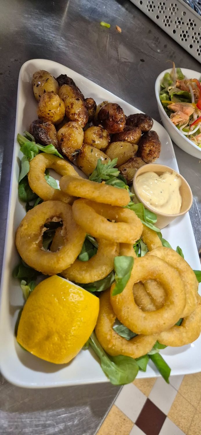 Calamars et pommes grenaille, Château de Savoie à Montmélian