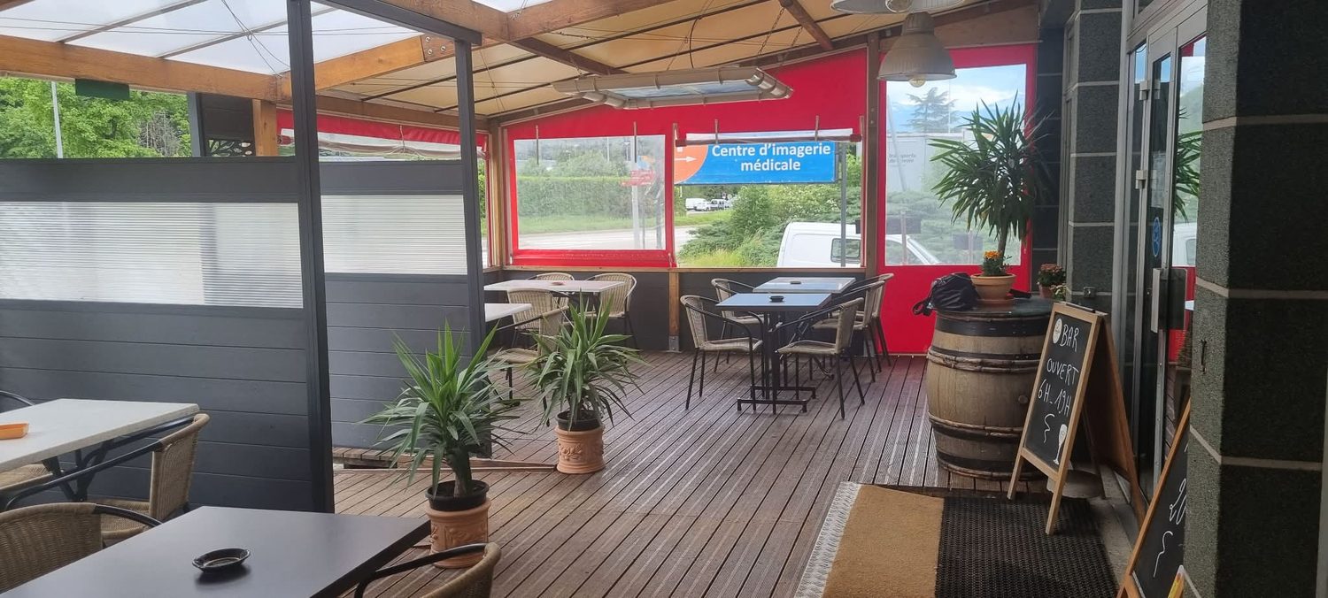 La terrasse couverte du Château de Savoie, Montmélian